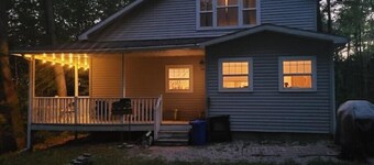 Cheerful 3-brd, 2 full bth cottage with DNR launch lake access on Chippewa Lake
