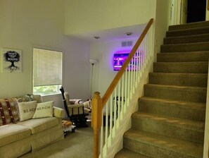 Smart TV - Cheerful 3-brd, 2 full bth cottage with DNR launch lake access on Chippewa Lake
(Chippewa Lake)