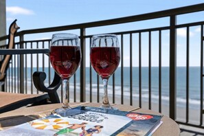 Property grounds - Mar Vista Grande 912 3BR OF Condo (North Myrtle Beach)