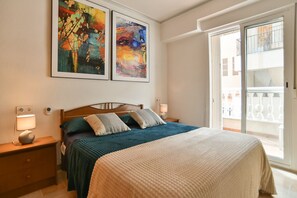 3 Schlafzimmer, Bügeleisen/Bügelbrett, WLAN, Bettwäsche