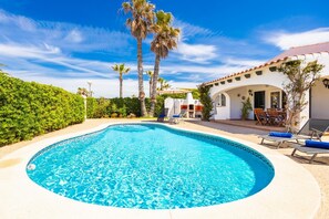 Pool - Villa Miguel Dos - Three Bedroom Villa, Sleeps 6 (Cap d'Artrutx)