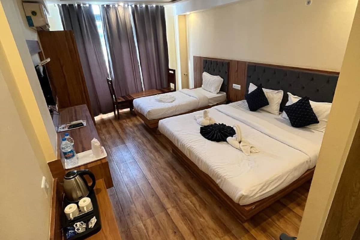 Superior Triple Room | Free WiFi