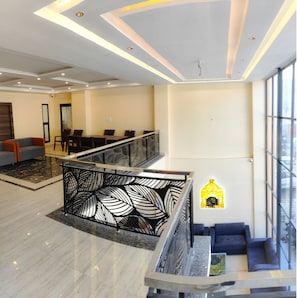 Flat-screen TV - The Fragrance Hotel (Reasi)