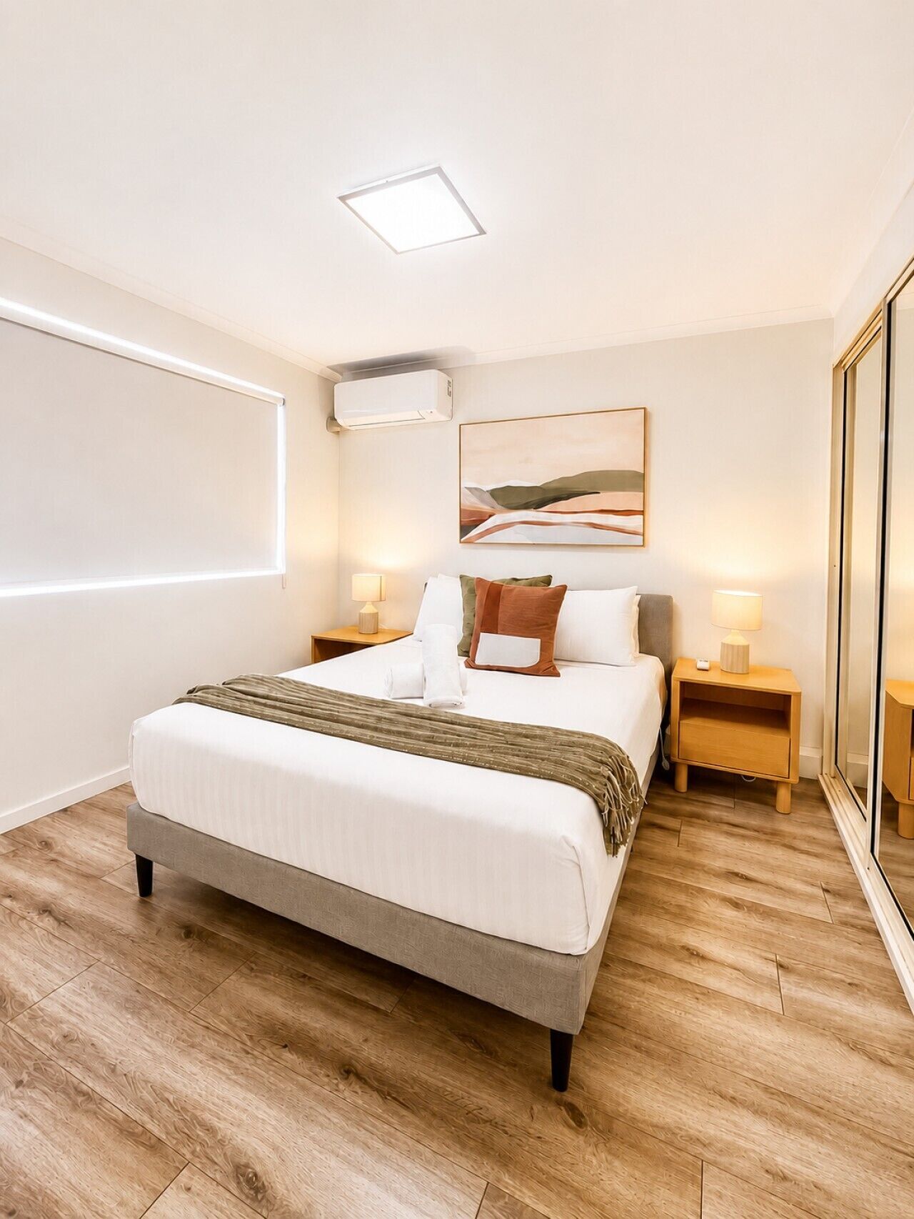 2 bedrooms, iron/ironing board, WiFi (free), bed sheets