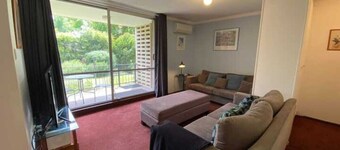 Quiet 2BR Apartment with Garden views in Griffith