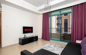 Comfort Apartment | 1 bedroom, soundproofing, iron/ironing board, free WiFi - Delighful 1BR with coast view (Dubai)