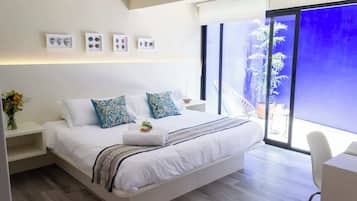 4 bedrooms, iron/ironing board, travel crib, WiFi