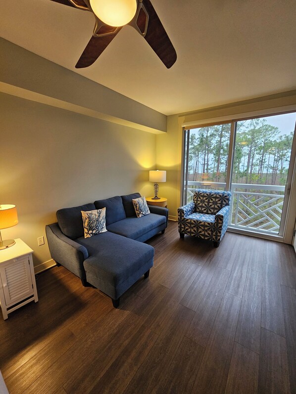 Living area - Bliss by the Bay- Studio (Miramar Beach)