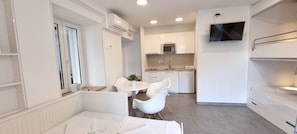 经典开间 | 起居区 | 平板电视