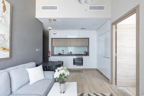 Apartamento Confort | 1 dormitorio, sistema de insonorización, tabla de planchar con plancha