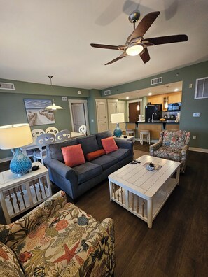TV - Bliss by the Bay- 2 bedroom (Miramar Beach)