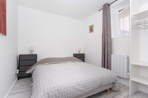 1 bedroom, free WiFi, bed sheets - Côté Jardin 2 - Appartement avec Jardin (Le Coteau)