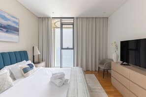 2 soverom, lydisolert, strykejern/-brett og wi-fi (inkludert)