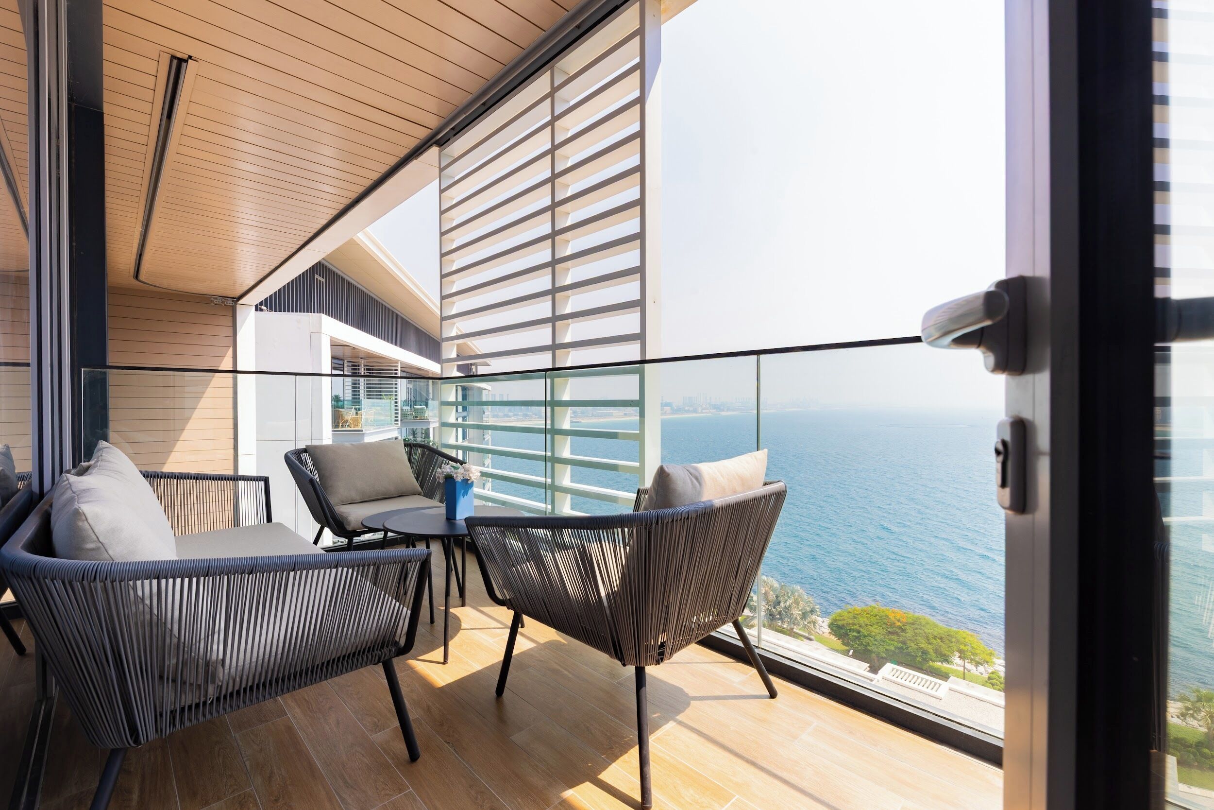 2 Schlafzimmer, schallisolierte Zimmer, Bügeleisen/Bügelbrett