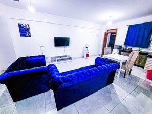 Living area - 1 Bedroom with 2 beds Bombolulu
(Mombasa)