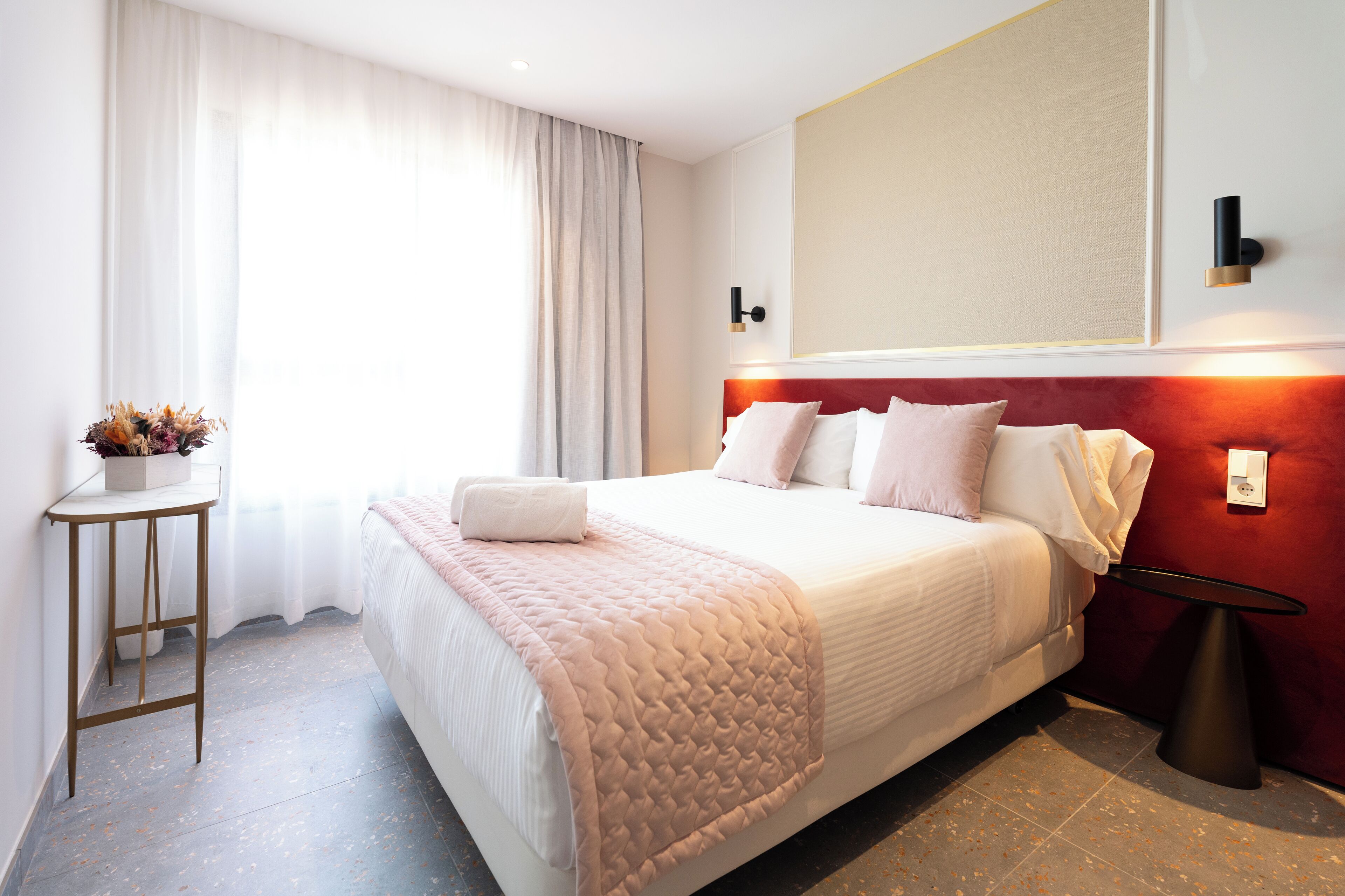 Minibar, in-room safe, desk, soundproofing