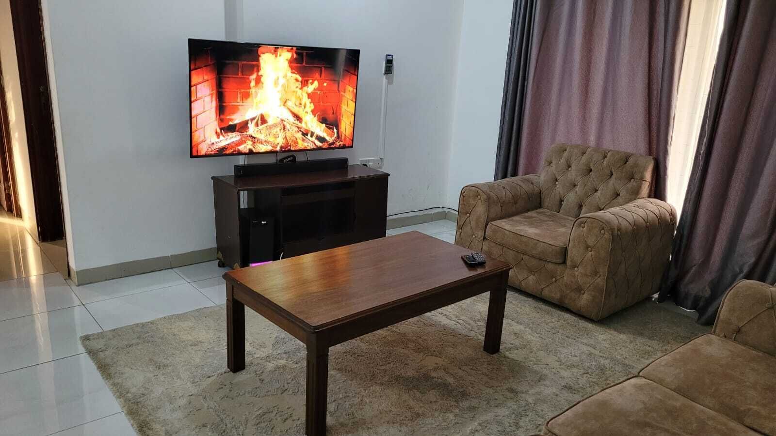 智能电视、电子游戏