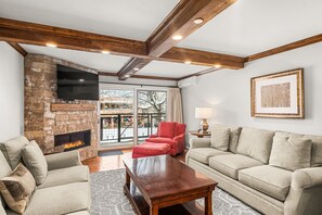 TV, fireplace - North Of Nell, Unit 2j (Aspen)