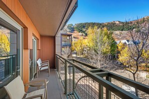 Property grounds - North Of Nell, Unit 3g (Aspen)