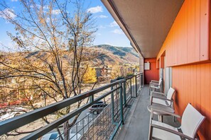 Property grounds - North Of Nell, Unit 3L (Aspen)