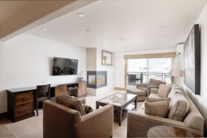 TV connectée, cheminée