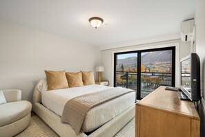 3 chambres, fer et planche à repasser, lit parapluie, Wi-Fi gratuit