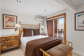 5 bedrooms, iron/ironing board, travel cot, free WiFi