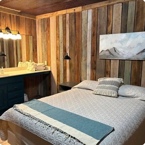 8 室のベッドルーム、WiFi、ベッドシーツ