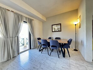 Dining - Entire Villa with Pool, Ocean View & A/C - 5min to beach and Culpepper Spring (St. Philip)