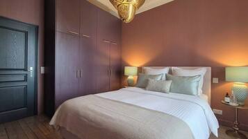 1 Schlafzimmer, BĂŒgeleisen/BĂŒgelbrett, WLAN, BettwĂ€sche