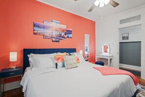 6 habitaciones, escritorio, tabla de planchar con plancha y wifi gratis 