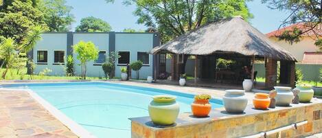 Apartment | Pool | Outdoor pool