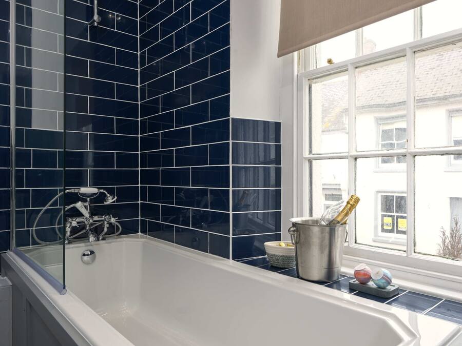 Classic-Zweibettzimmer, mit Bad (first floor) | Badezimmer