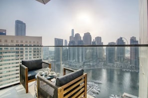Comfort Apartment | 1 bedroom, desk, soundproofing, iron/ironing board - High Floor and full Marina view (Dubai)