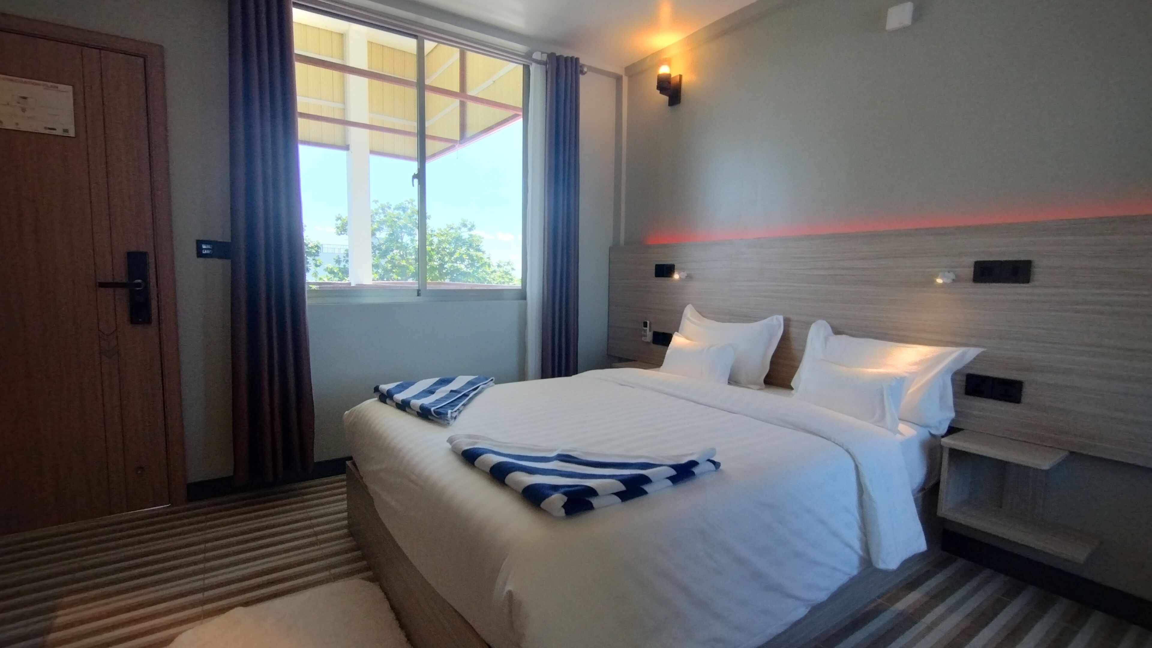 Habitación Deluxe doble | Sábanas de algodón egipcio y ropa de cama de alta calidad