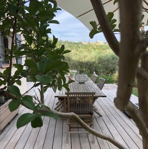 Outdoor dining - Villa Amae - Provence, countryside  (Éguilles)