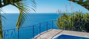 GuestReady - A marvellous stay in Calheta
