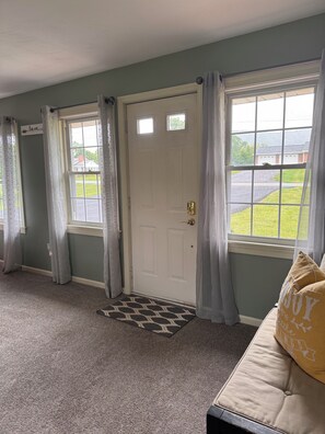 Interior - Right off the Blueridge Parkway (Vinton)