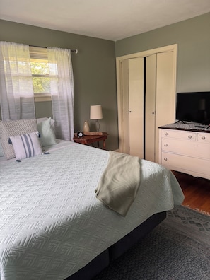 3 bedrooms, WiFi, bed sheets