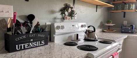 Microwave, oven, stovetop, dishwasher