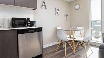 Apartemen | Area keluarga | Televisi layar datar 42-inci dengan saluran TV digital