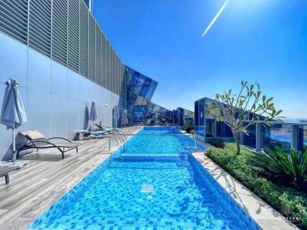 Comfort Apartment | 1 bedroom, soundproofing, iron/ironing board, free WiFi - Stunning J-One Tower Studio (Dubai)