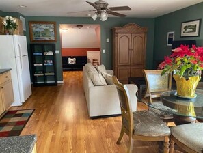 Smart TV, DVD player, books