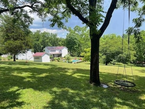 Property grounds - The Studio at Dark Run Retreat (Madison)