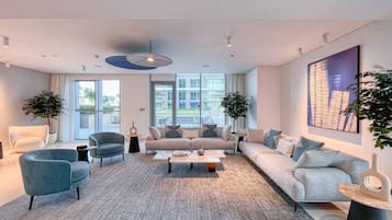 Comfort Apartment | 2 bedrooms, soundproofing, iron/ironing board, free WiFi