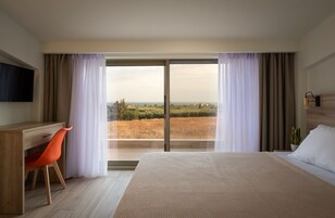 Cortinas blackout, sistema de insonorización y wifi gratis