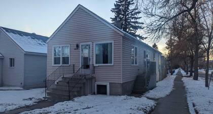 Serene Private Basement in Allandale, Edmonton - Close to UofA