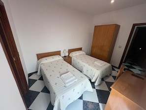 Wi-Fi gratuit, draps fournis