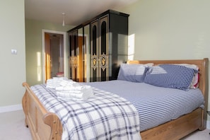 하우스 | 4 개의 침실, 다리미/다리미판, 무료 WiFi, 침대 시트