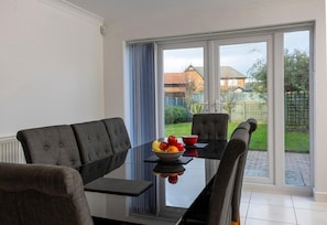 하우스 | 다이닝